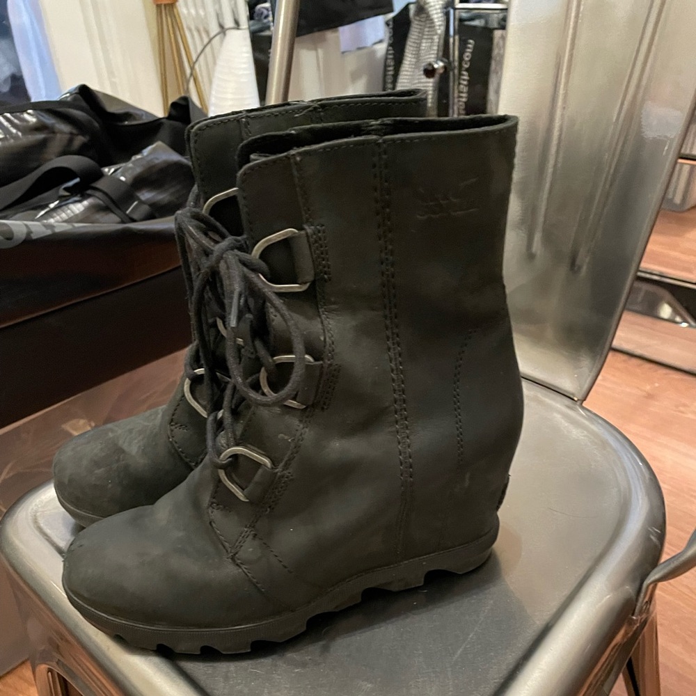 Sorel Black Wedge Boots